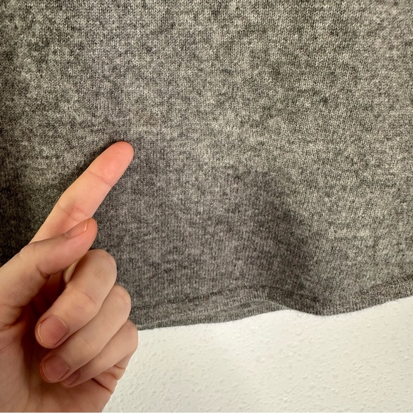 Future Paradise Anthropologie 100% Cashmere Heart Sleeve Sweater Small - Picture 6 of 6